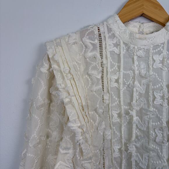 FARM Rio Cream Textured Blouse - Picture 4 of 8